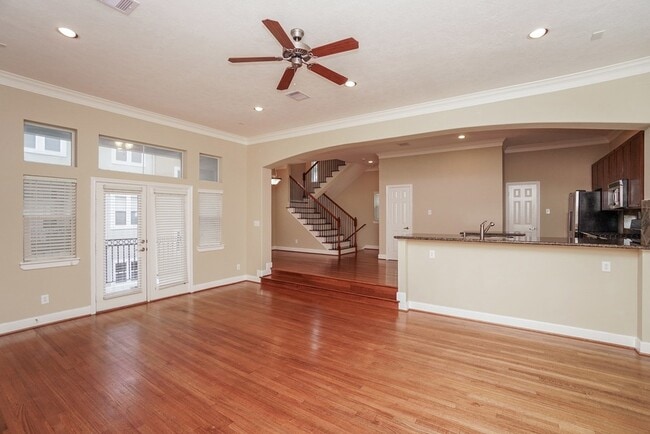 Building Photo - 5730 Kansas St