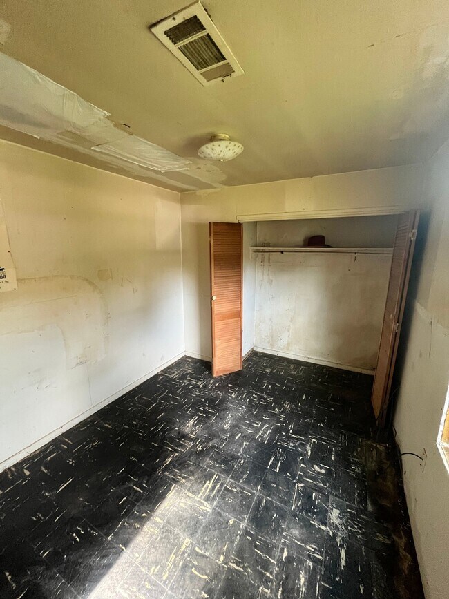 Building Photo - 3355 Lunceford St