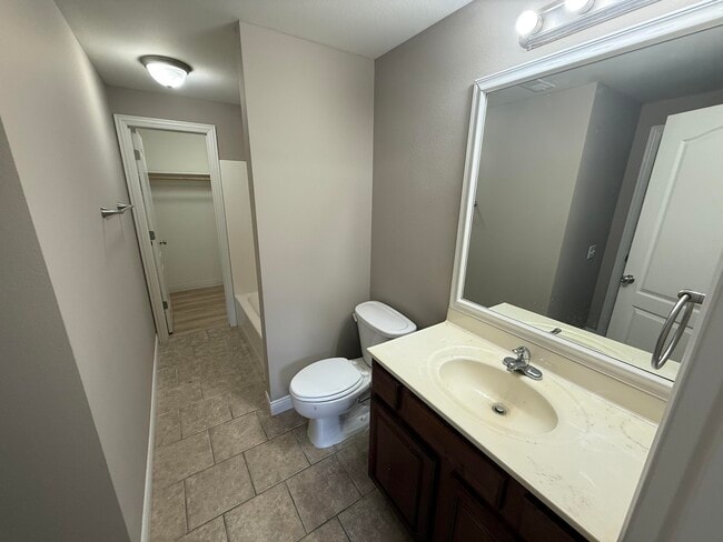 Building Photo - 7461 Arratt Ct