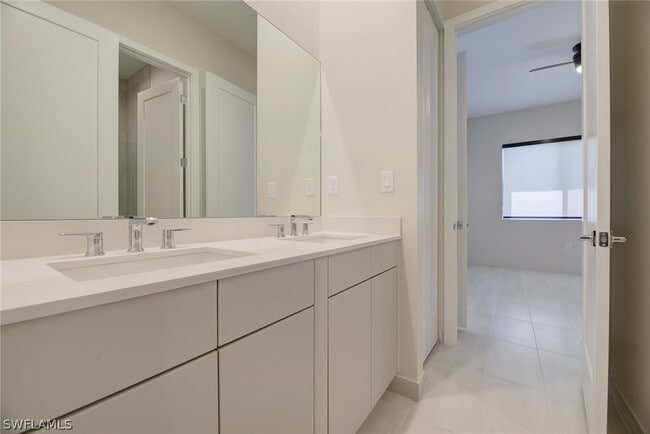 Building Photo - 4843 Frattina St.