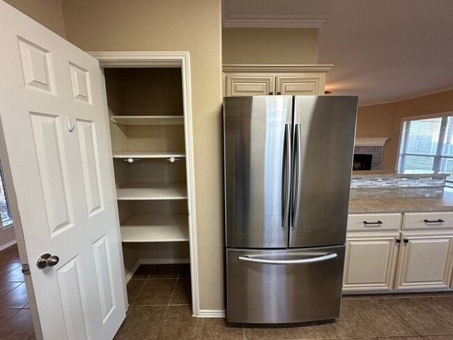 Building Photo - 1813 Balsam Gap