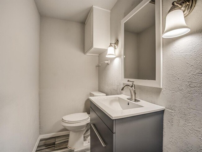 Building Photo - 8121 Ferguson Rd