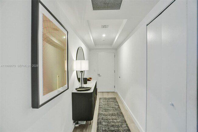 Building Photo - 45 SW 9th St