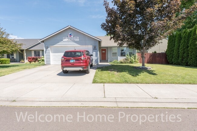 Building Photo - Beautiful 3 Bedroom Home Close to WWU