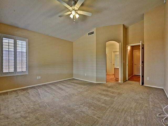 Building Photo - 1751 W Amberwood Dr