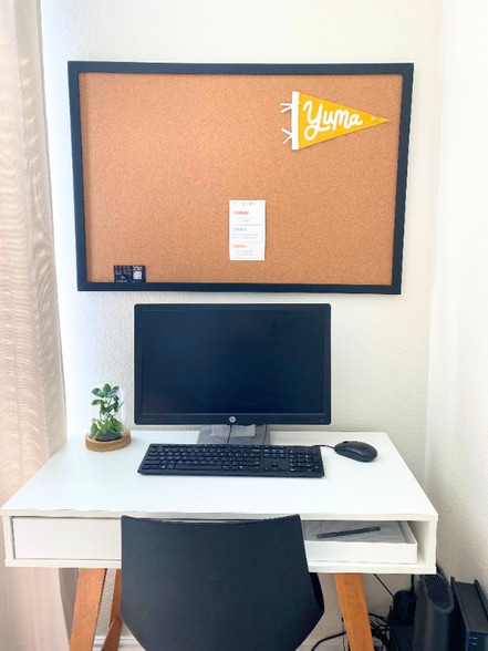 Building Photo - 1778 W 28th St