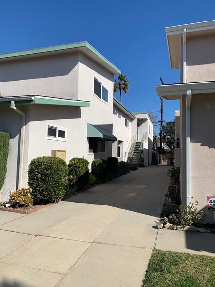 Upstairs Unit - Entrance - 2867 W 235th St