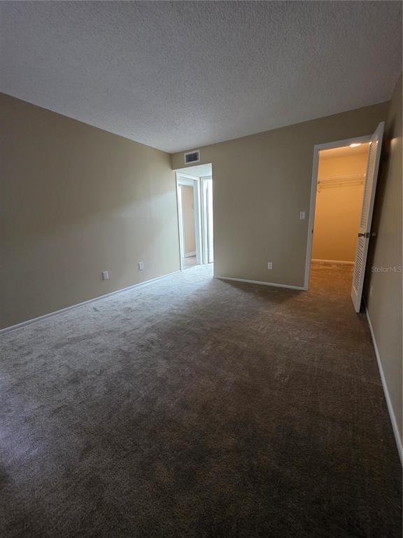 Building Photo - 3300 Fox Chase Cir
