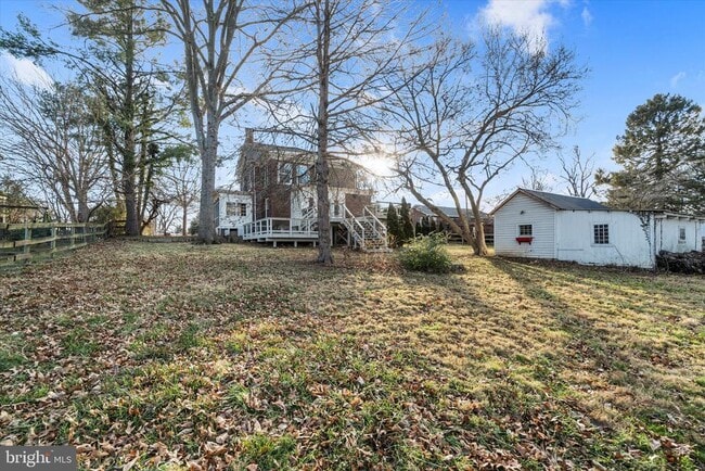 Building Photo - 311 W Main St