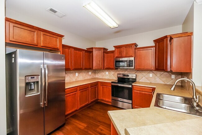 Building Photo - 9720 Cayenne Dr