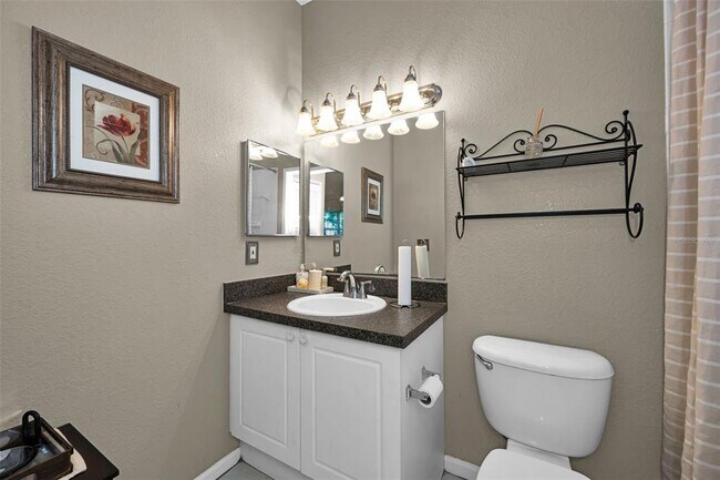 Building Photo - 2141 Portofino Pl