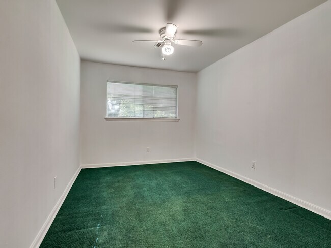 Building Photo - 15443 W Willowwind Cir