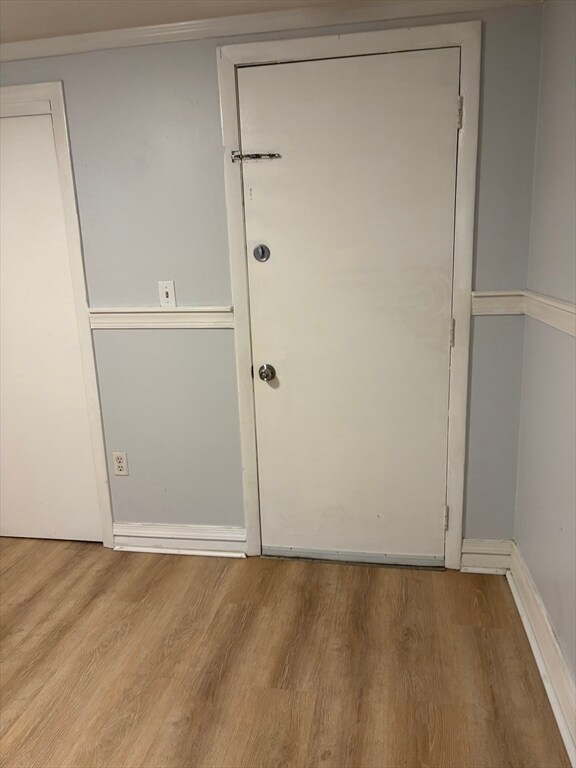 Building Photo - 27 Elmwood Park