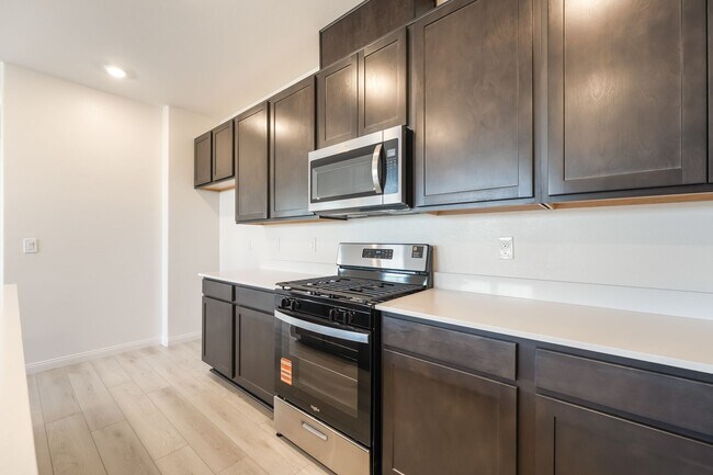 Building Photo - Brand New 2025 Home with 3 bedrooms,  3 ba...