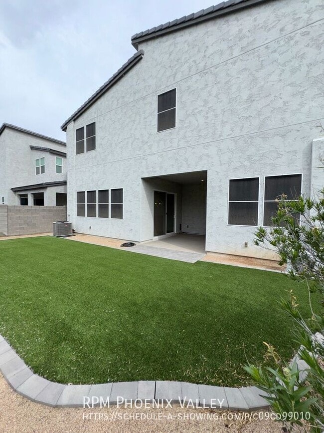 Building Photo - 383 N 157th Ln