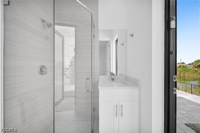 Building Photo - 3543 NE 14th Pl