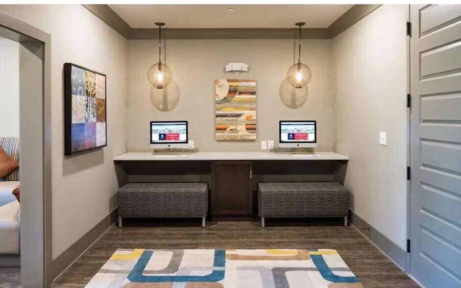 Building Photo - 2010 Forte Ln