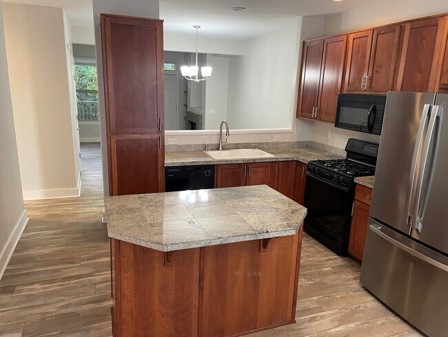 Building Photo - 1935 NE 50th Way