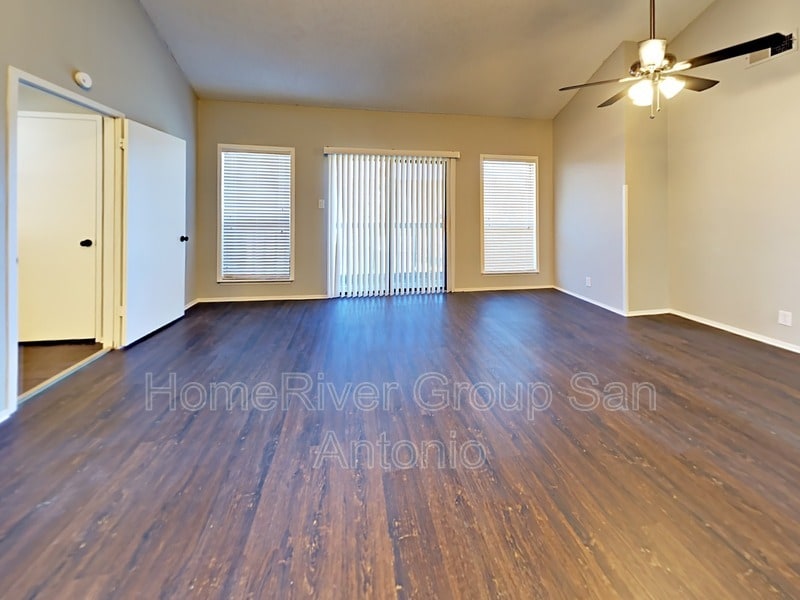 Building Photo - 15014 Spring Creek