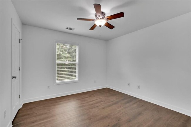 Building Photo - 902 Whistler Ln