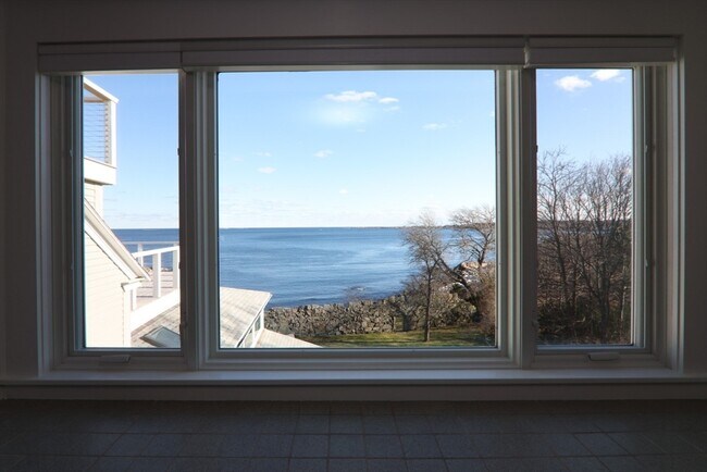 Building Photo - 101 Granite St