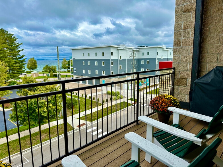 Balcony View - 607 Randolph St