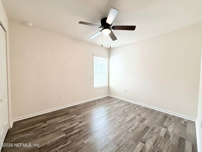 Building Photo - 7838 Meadow Walk Ln