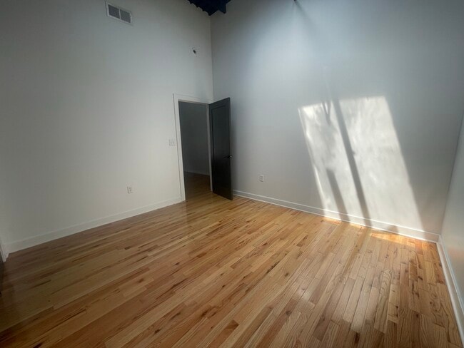 Building Photo - Culpeper Lofts - Building B