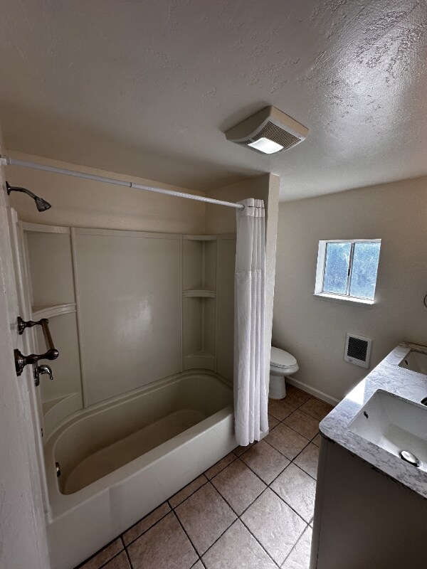 Building Photo - 2130 Main St