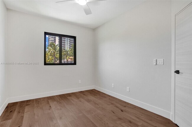 Building Photo - 21382 Marina Cove Cir