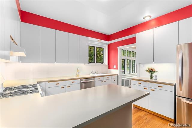 Building Photo - 861 N Humboldt St