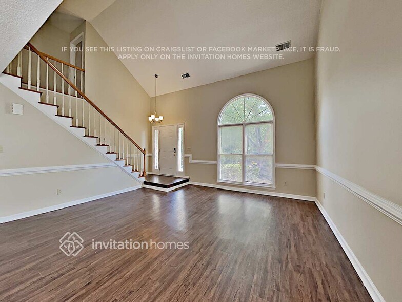 Building Photo - 10709 Summitt Tree Ct