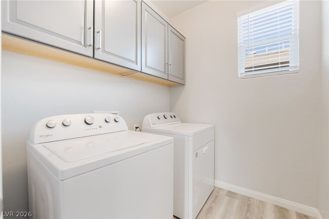 Building Photo - 184 Pace Ave