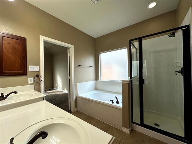 Building Photo - 9409 Fenway Dr
