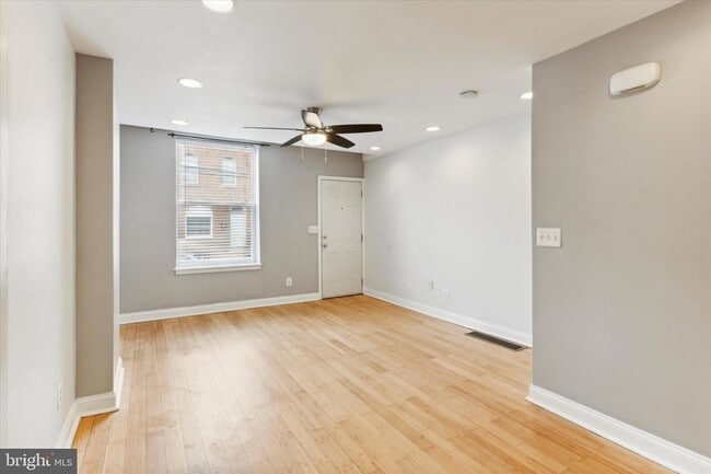 Building Photo - 1229 S 24th St