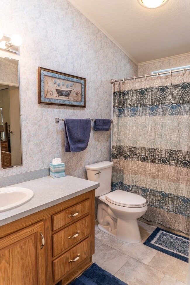 Building Photo - Cozy & Bright Manufactured Home in Fortuna...