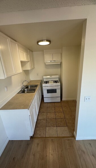 Building Photo - 8623 Cedros Ave