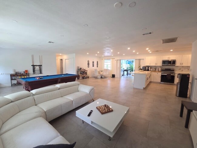 Building Photo - 14001 Mustang Trail