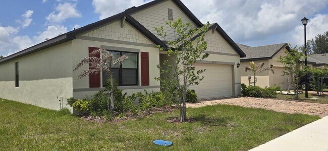 Building Photo - 528 Seafoam Cir