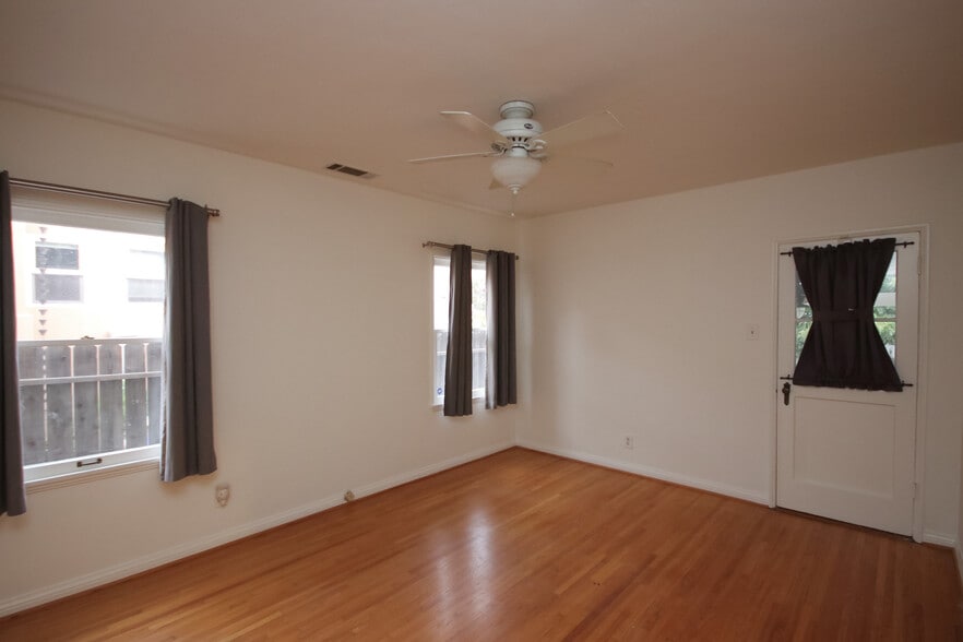 Building Photo - 412 N Campbell Ave