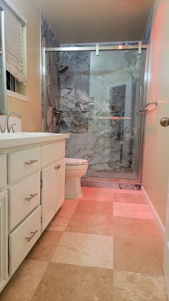 Building Photo - 119 Commodore Dr