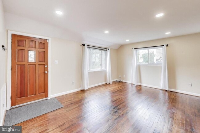 Building Photo - 12609 Holdridge Rd