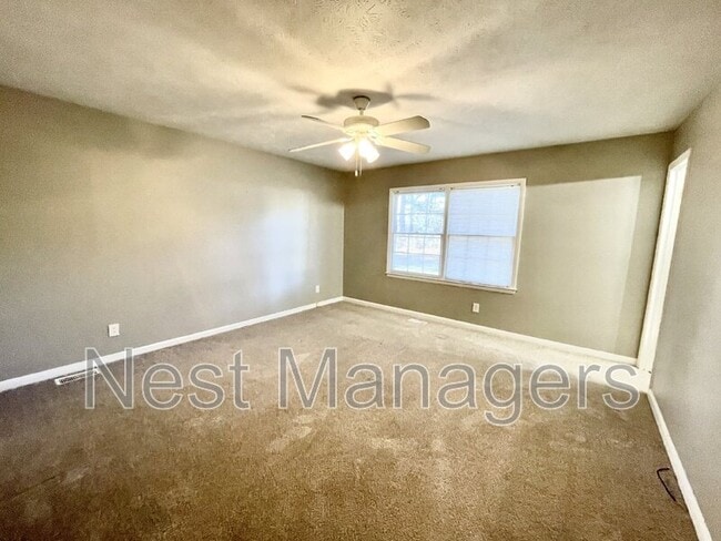 Building Photo - 6928 Bostick Dr