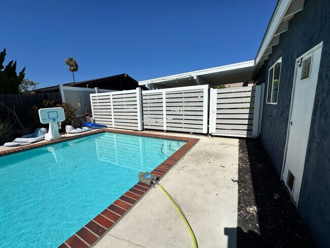 Building Photo - Upgraded 3 Bed / 2 Bath Pool Home with Solar in Lemon Grove