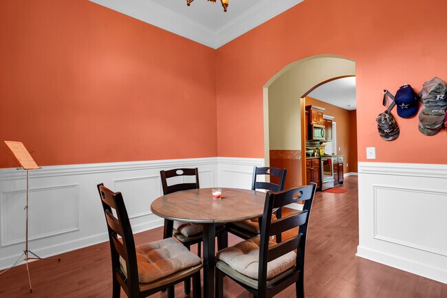 Building Photo - 68 Lincoln Way