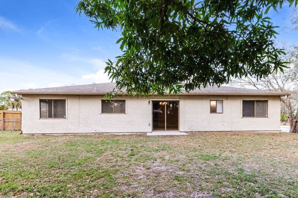 Building Photo - 958 Albion St NW