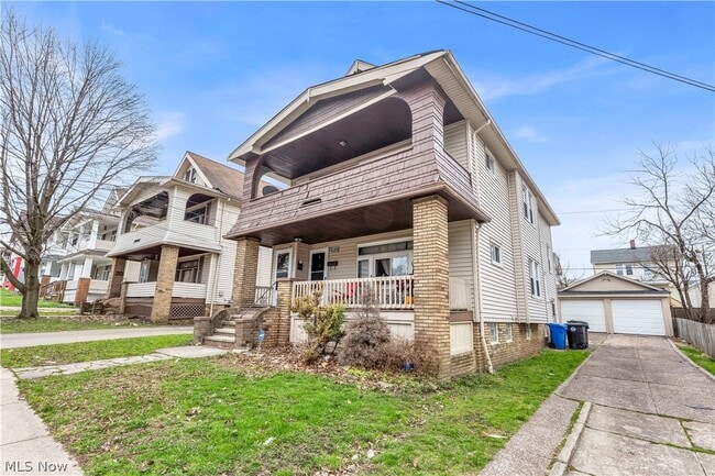 Building Photo - 4388 W 47th St