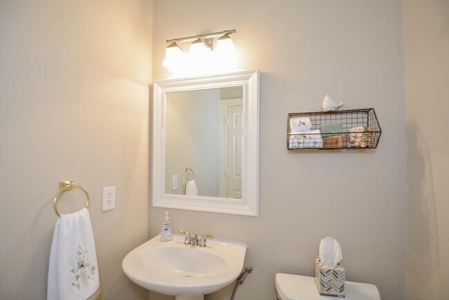 Building Photo - 4210 Greystone Way