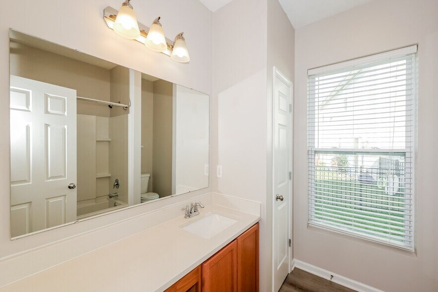 Building Photo - 11631 High Timber Dr
