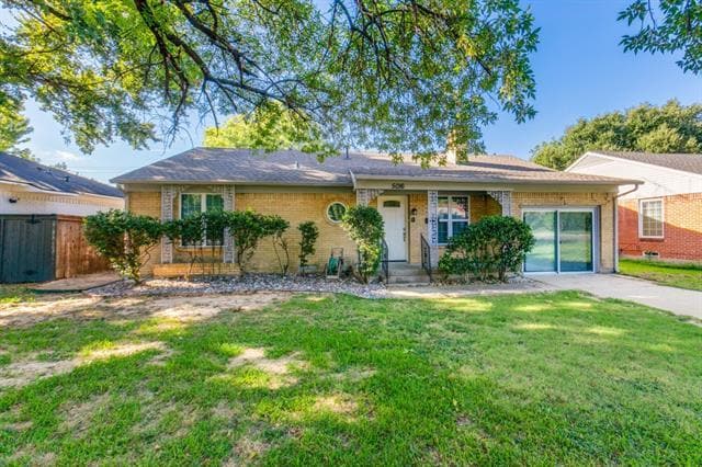 Primary Photo - 5016 W Mockingbird Ln
